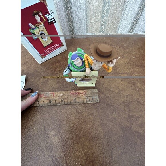 Hallmark Keepsake Ornament 2003 Toy Story Buzz Lightyear & Woody Our Best Buddy - Picture 10 of 16
